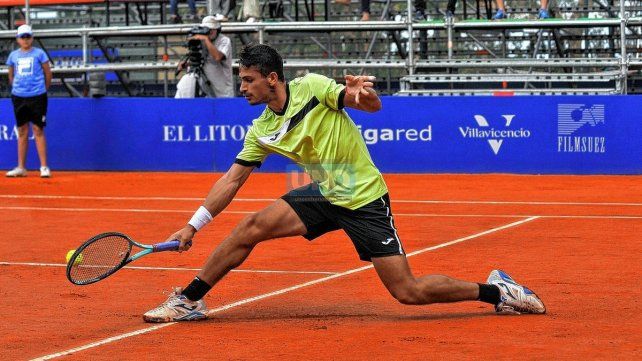 Actividad de Mariano Navone en el Lawn Tenis Club de Santa Fe.
