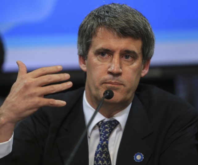 Prat Gay confirmó que se va del Gobierno por diferencias muy concretas