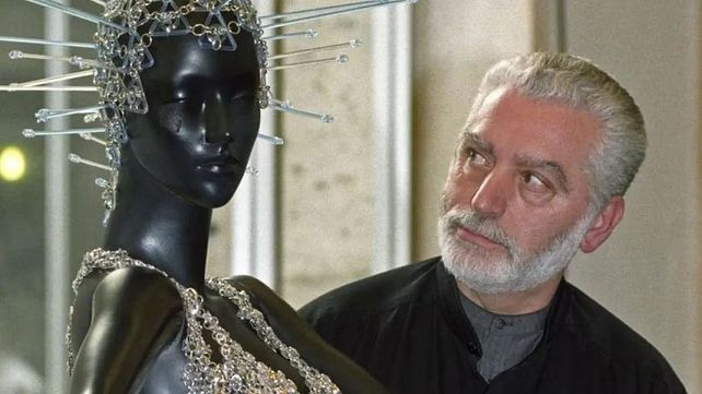 Murió Paco Rabanne, el diseñador español reconocido por sus excéntricas propuestas