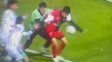polemica: el claro penal que no le cobraron a colon ante nueva chicago