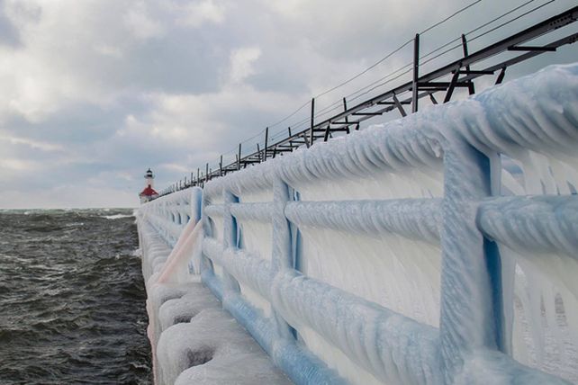La ola de frío polar se retira de EEUU y deja al menos 20 muertos