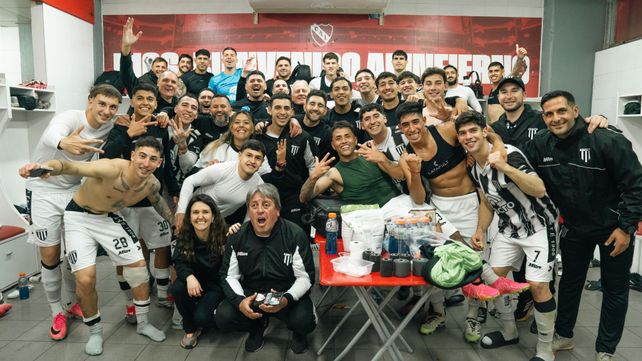 Gimnasia de Mendoza goleó a Independiente y se subió a lo más alto de la Zona A.