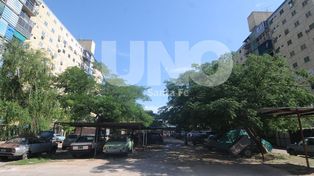 El Pozo: 24 horas sin agua en las 14 torres del barrio