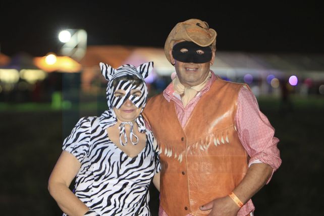 El segundo envío de las fotos en la Fiesta de Disfraces 2018