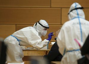 Coronavirus:  hubo 3 muertes y 1.294 casos en las últimas 24 horas en Argentina
