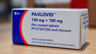 Contra el Covid, Biden toma un medicamento carísimo que no llegó a Argentina