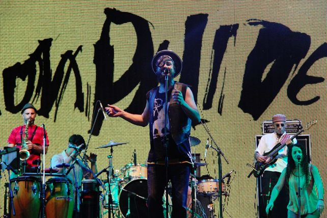Miles de personas disfrutaron del comienzo de Música en el Río