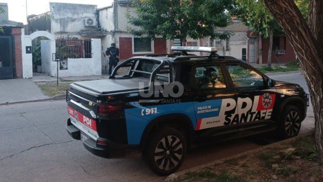 Los operativos se vinculan a una investigación por abuso de armas y tiroteos en el barrio Centenario.