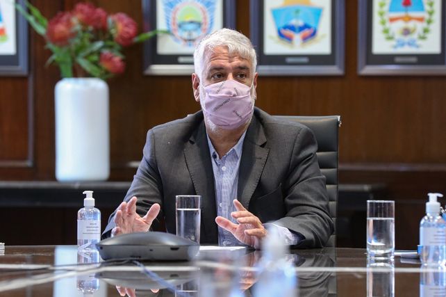 El secretario de Comercio Interior