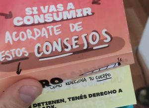 Responden a las críticas y defienden el folleto sobre drogas