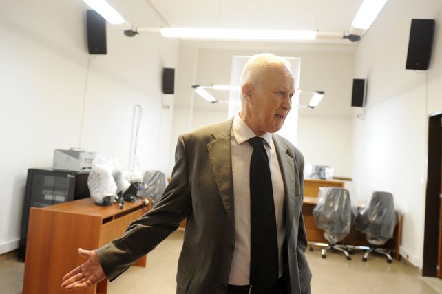La designación de Lamberto al frente de la Defensoría del Pueblo fue aprobada ayer