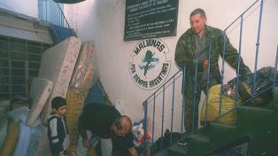 Siempre solidarios. Colecta por las inundaciones en Santa Fe en 2003 en el Centro de Ex Soldados Combatientes