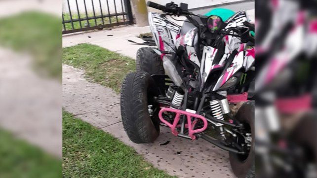 El cuerpo fue encontrado&nbsp; junto al cuatriciclo en calle Enrique Mihura