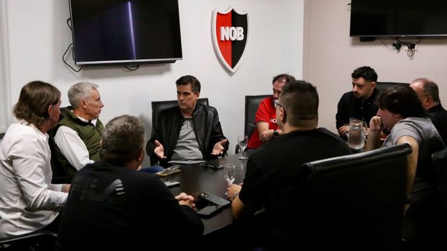 Oficialismo y oposición en Newells se reunieron tiempo atrás para tratar de encontrar consensos en diferentes temas de la entidad.&nbsp;