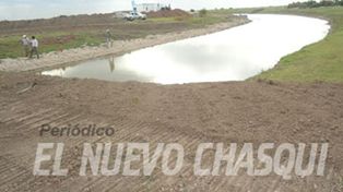 Construyeron un terraplén no autorizado sobre el río Salado
