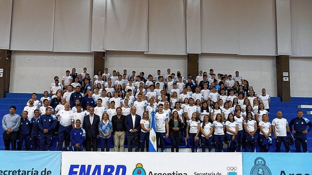 Más de 250 deportistas de entre 14 y 18 años representarán a nuestro país en los Juegos Suramericanos que se llevarán a cabo en la ciudad de Rosario.