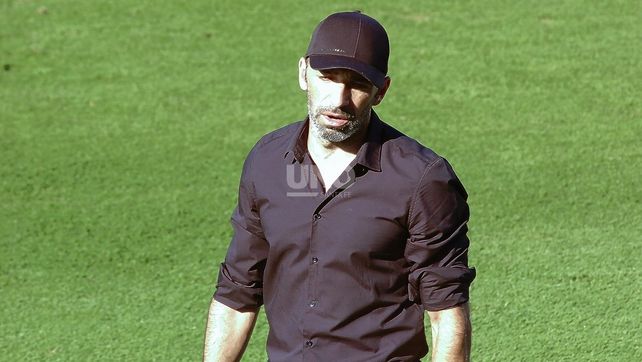 Azconzábal empieza a jugarse su continuidad como DT de Unión