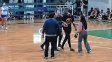 El agresor habría perseguido al árbitro fuera de la cancha. El agresor habría perseguido al árbitro fuera de la cancha.