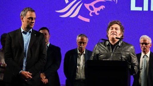 Javier Milei respaldó a Manuel Adorni: Quedó claro que no mintió