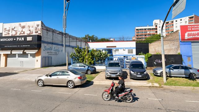 El asalto sucedió el martes a la noche en la empresa de transporte ubicada en zona sur de Rosario. Un empleado terminó maniatado