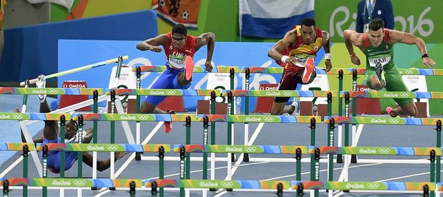 La peor caída de los Juegos Olímpicos de Río se dio 110 metros con vallas