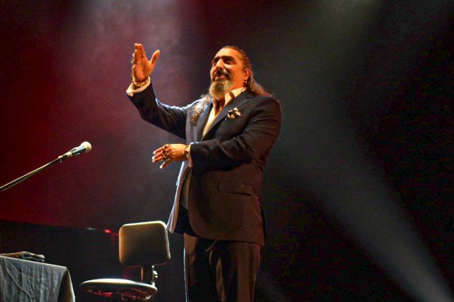 Diego El Cigala se presentó en el Teatro El Círculo