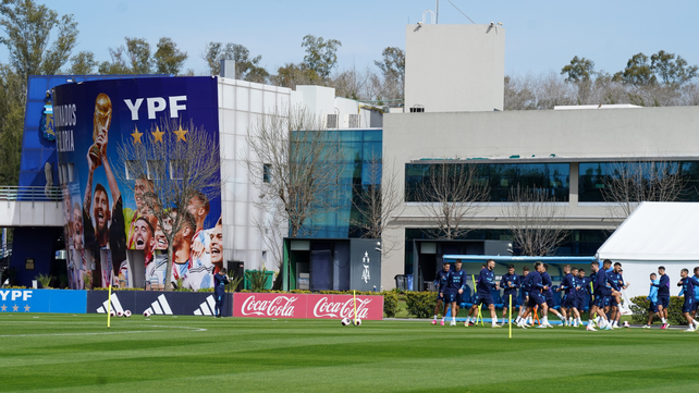 La AFA fija un límite: los juveniles que emigren no serán citados a la Selección Argentina
