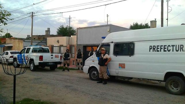 Recapturaron a un evadido de la cárcel de Las Flores, después de robar en María Selva