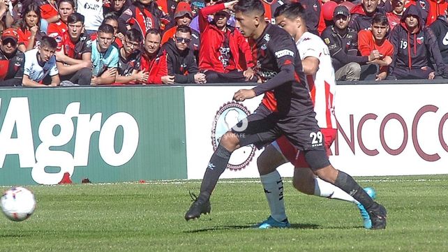 Colón: Boca apareció con todo para llevarse a Aliendro