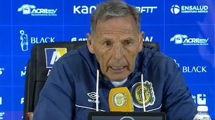 El DT canalla, Miguel Ángel Russo, durante la conferencia de prensa de este jueves.