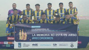 El equipo inicial de Central que enfrentó a Racing.