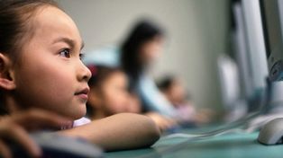 Los padres caen en excusas a la hora de controlar lo que hacen los hijos en internet