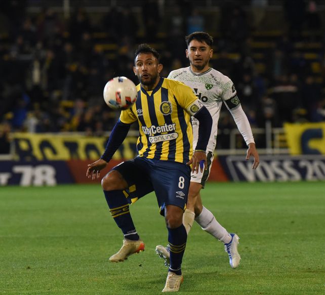 Montoya es clave en sistema táctico de Tevez. El Chaqueño buscará ratifcar sus condiciones ante Independiente.