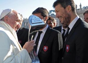 El Papa vendrá al país en 2016 por el bicentenario de la independencia