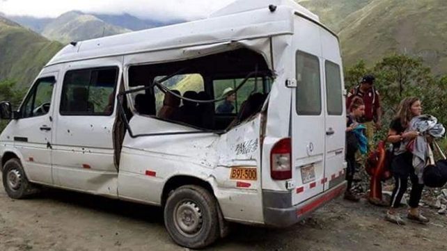 Así quedó el utilitario en el que viajaba la turista santafesina.