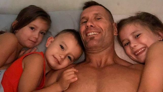 Exjugador de rugby quemó vivos a su exmujer y a sus tres hijos y se suicidó