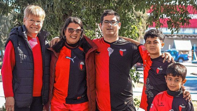 Colón motivó a sus seguidores con un posteo especial en la previa de recibir a Estudiantes (RC). Colón motivó a sus seguidores con un posteo especial en la previa de recibir a Estudiantes (RC).
