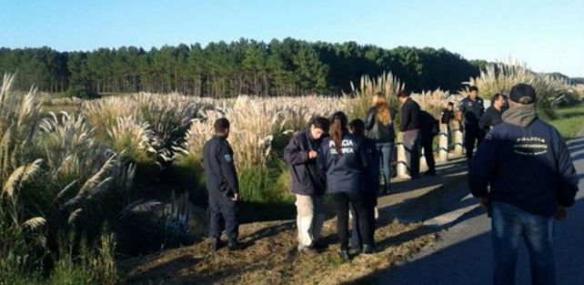 El cuerpo de la criatura fue encontrado a la vera de un arroyo en Miramar.