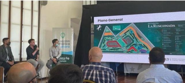 Presentación del proyecto en Casa de Gobierno de Rosario en dic de 2021  