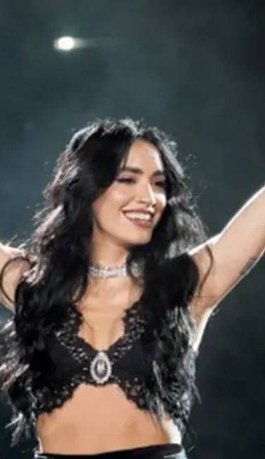 Fanáticos de distintos puntos del país llegarán a Paraná para ver a Lali en la Fiesta Nacional del Mate