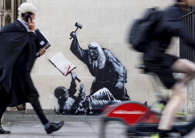 Apareció un nuevo mural de Banksy, pero Londres anunció que va a removerlo