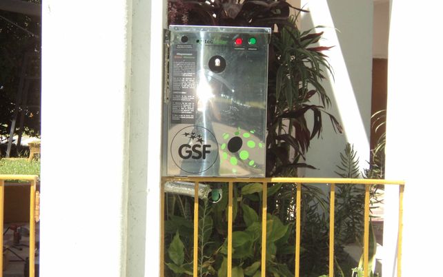 La provincia instaló un calefón solar matero en el Code de Santa Fe