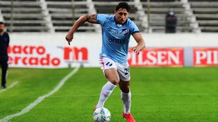 Encarador. Méndez jugó 76 partidos con la camiseta de Nacional y también tuvo un paso de seis meses por Fénix.
