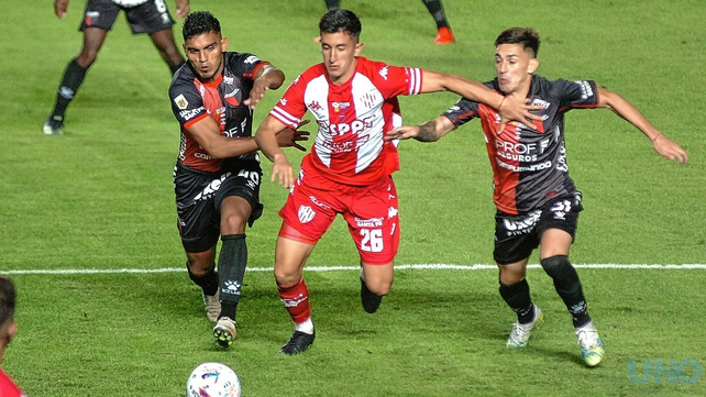 Colón y Unión jugaron a no perder y entregaron un Clásico muy malo.