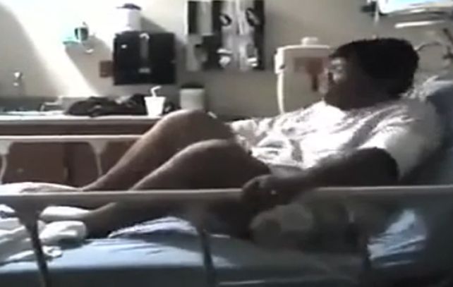 El marido filmó a su mujer en la sala del hospital mientras tenía los orgasmos.