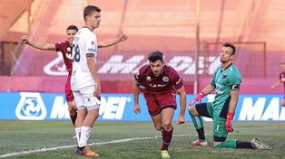 Lanús derrotó a Colón por 1-0 con gol de Lautaro Acosta.