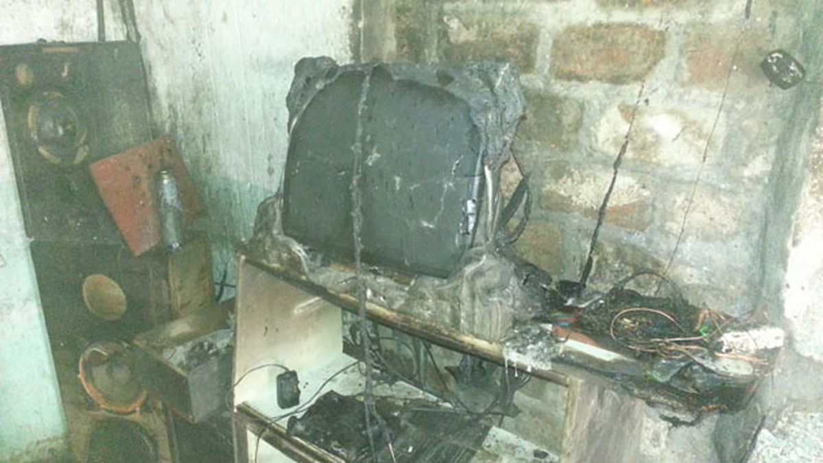 Un incendio afectó una habitación de una casa en el Pancho Ramírez