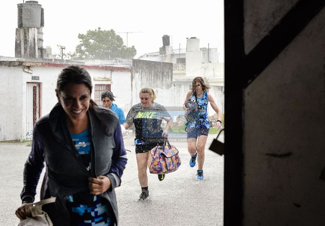 El torneo comenzó con lluvia