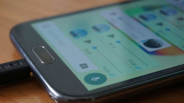 ¿Cómo hacer para escuchar los audios de WhatsApp antes de mandarlos?