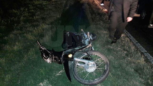 Murió un motociclista y su acompañante resultó con heridas graves cerca de San Lorenzo